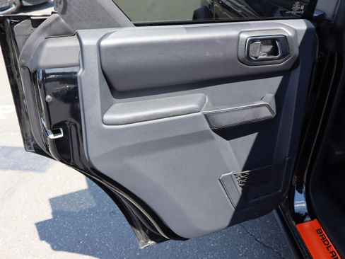 Used 2025 Ford Bronco Badlands AWD/4WD image 31