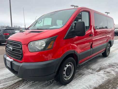 Used 2016 Ford Transit 150 XL image 4