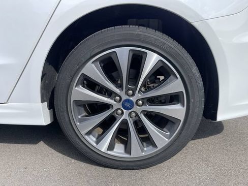 Certified 2020 Ford Fusion SE AWD/4WD image 11
