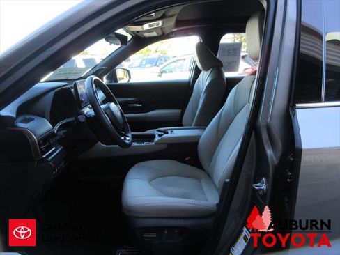 Certified 2025 Toyota Grand Highlander AWD Hybrid image 27