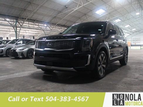 Used 2020 Kia Telluride EX w/ EX Premium Package image 2
