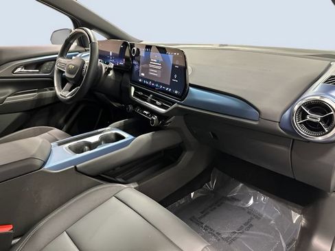 Used 2024 Chevrolet Equinox EV LT w/ Active Safety Package 3 FWD image 12