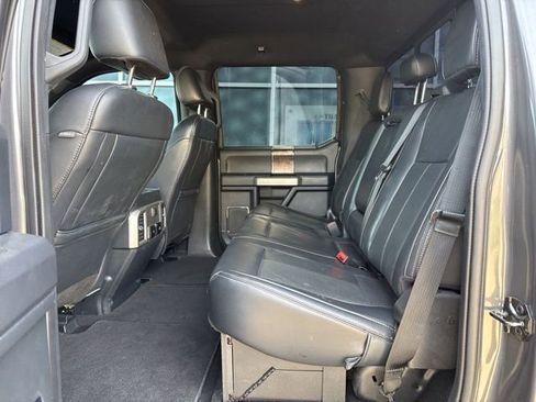 Certified 2022 Ford F250 Lariat w/ Lariat Ultimate Package image 10