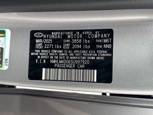 Certified 2025 Hyundai Elantra Sport image 30