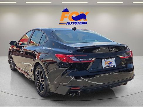 New 2026 Toyota Camry SE FWD image 3