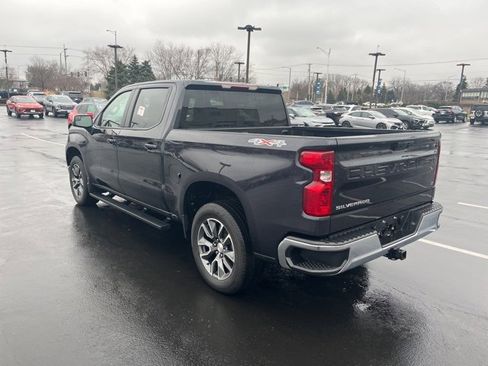 Used 2023 Chevrolet Silverado 1500 LT image 3