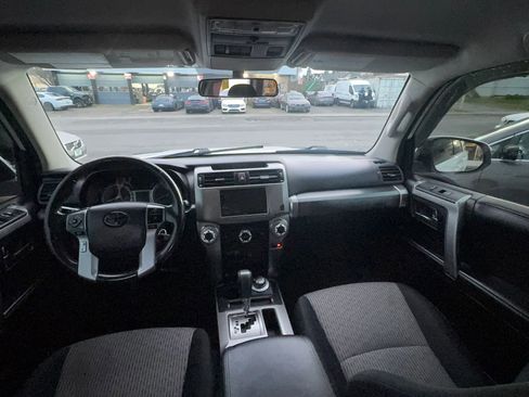 Used 2015 Toyota 4Runner SR5 image 12