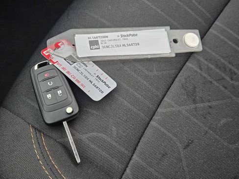 Used 2017 Chevrolet Trax LT w/ Driver Confidence Package image 31