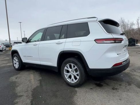 Used 2022 Jeep Grand Cherokee L Limited AWD/4WD image 6