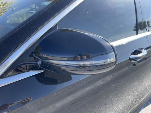 Used 2017 Mercedes-Benz E 300 image 29