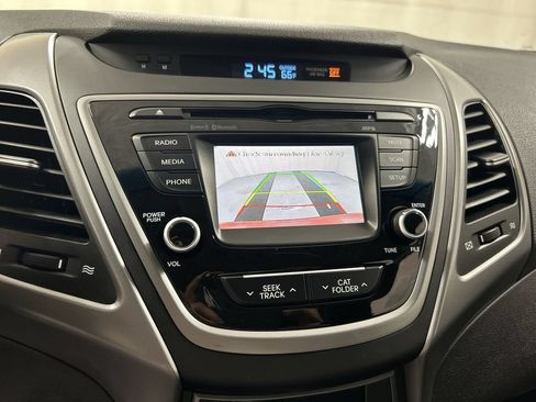 Used 2016 Hyundai Elantra Value Edition FWD image 15
