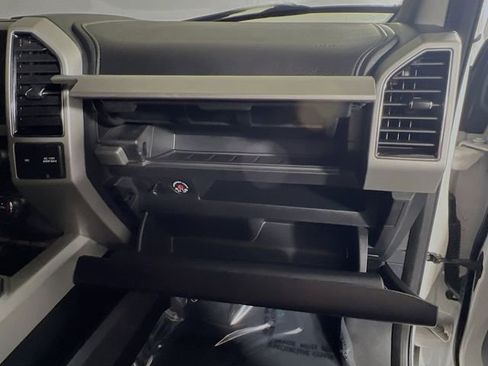 Used 2019 Ford F350 Lariat w/ Lariat Ultimate Package image 31