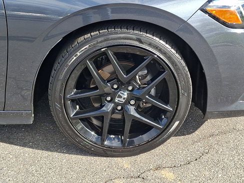 Used 2023 Honda Civic Sport image 8