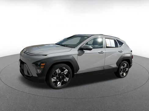 Used 2025 Hyundai Kona SEL image 8