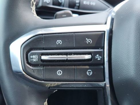 Used 2024 GMC Acadia Denali w/ Super Cruise Package image 17