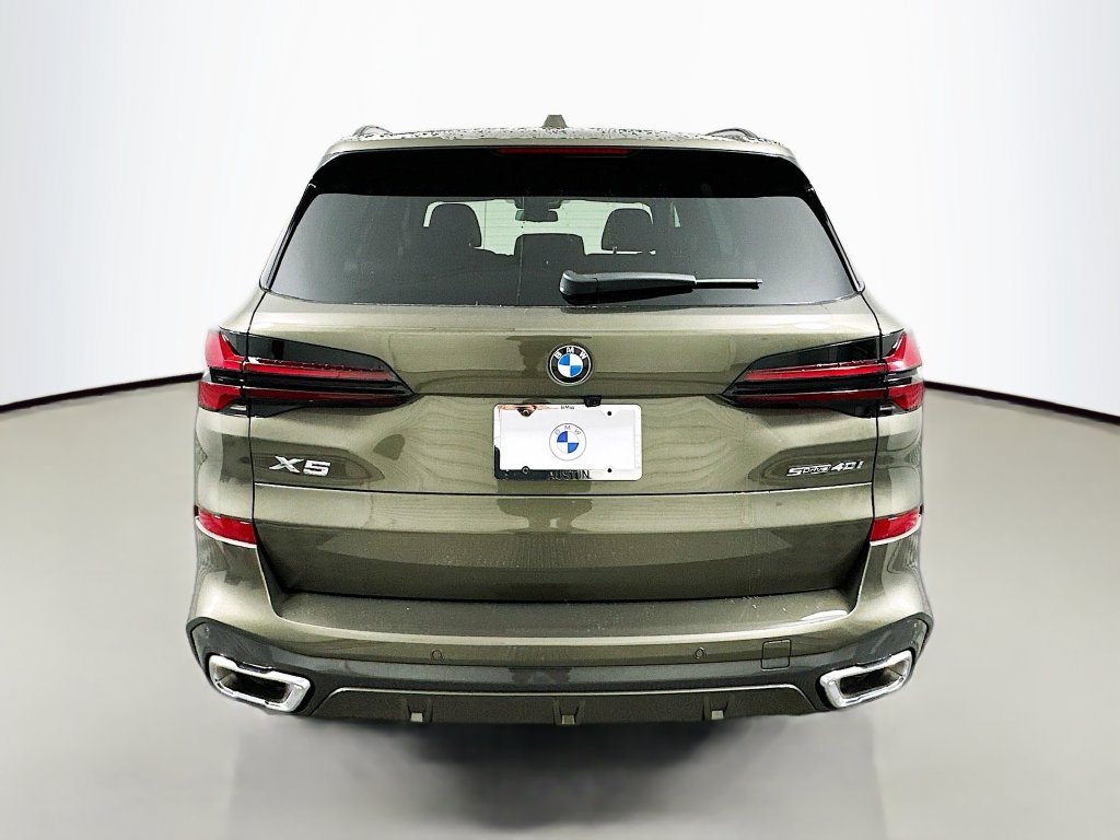 Used 2026 BMW X5 sDrive40i w/ M Sport Package RWD image 6