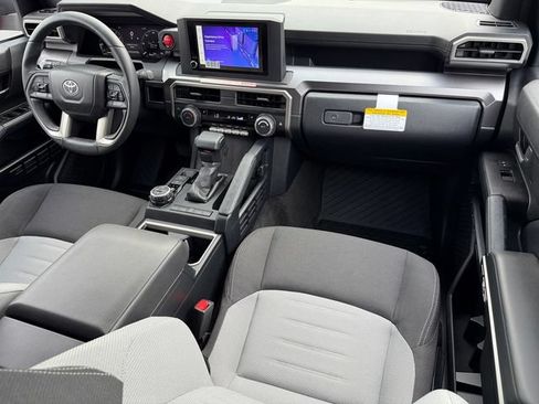 Certified 2025 Toyota 4Runner TRD Off-Road AWD/4WD image 34