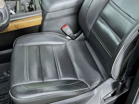 Certified 2019 GMC Yukon Denali w/ Denali Ultimate Package image 19