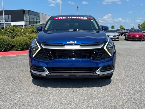 Certified 2024 Kia Sportage EX FWD image 2