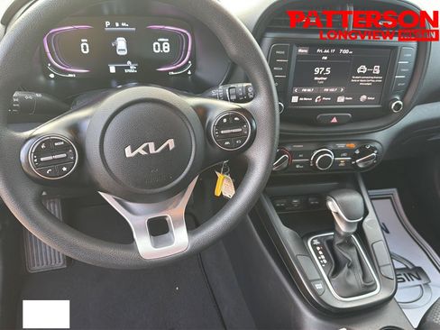 Used 2024 Kia Soul LX w/ Option Group 015 FWD image 13