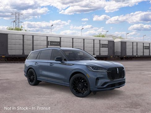 New 2026 Lincoln Aviator Reserve w/ Luxury Package AWD/4WD image 7