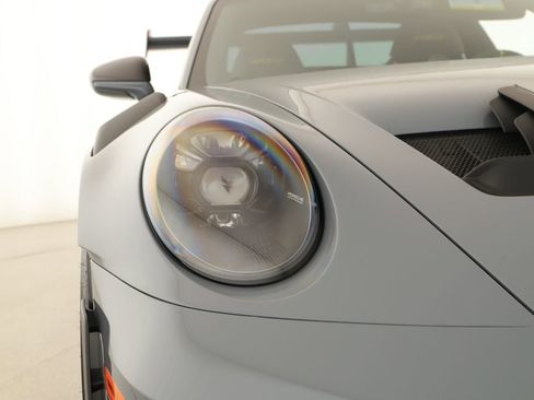 Used 2025 Porsche 911 GT3 RS RWD image 37