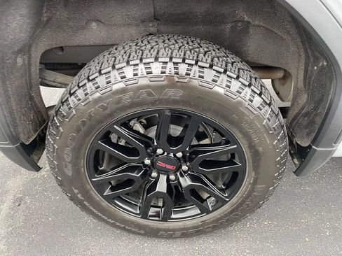 Used 2025 GMC Sierra 1500 Pro w/ Graphite Edition AWD/4WD image 7