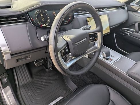 New 2026 Land Rover Range Rover Long Wheelbase SE AWD/4WD image 7