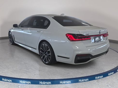 Used 2021 BMW 750i xDrive w/ Executive Package AWD/4WD image 8
