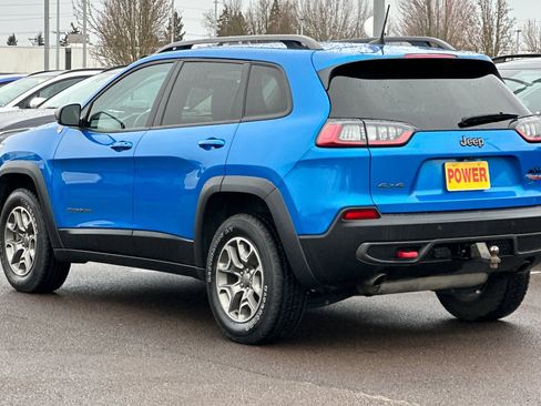 Used 2020 Jeep Cherokee Trailhawk w/ Cold Weather Group image 6