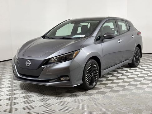 Used 2024 Nissan Leaf SV Plus image 1