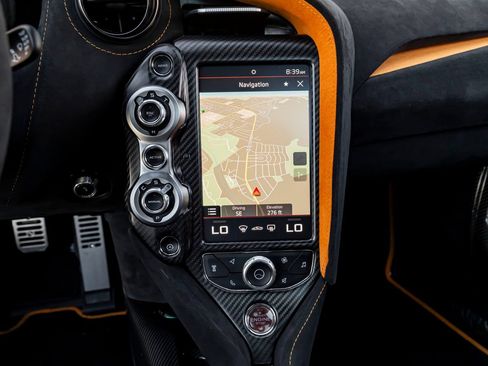 Used 2022 McLaren 765LT RWD image 29