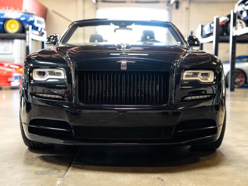 Used 2020 Rolls-Royce Dawn image 18