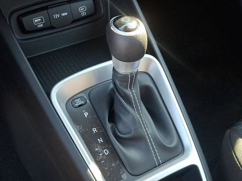 New 2026 Hyundai Venue SE image 18