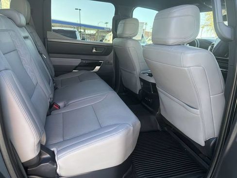 Used 2025 Toyota Tundra Limited AWD/4WD image 30