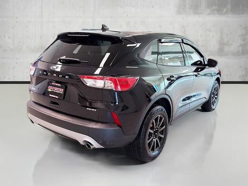 Used 2021 Ford Escape SE w/ Cold Weather Package image 5