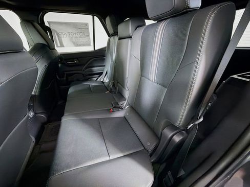 New 2026 Toyota 4Runner Limited AWD/4WD image 19