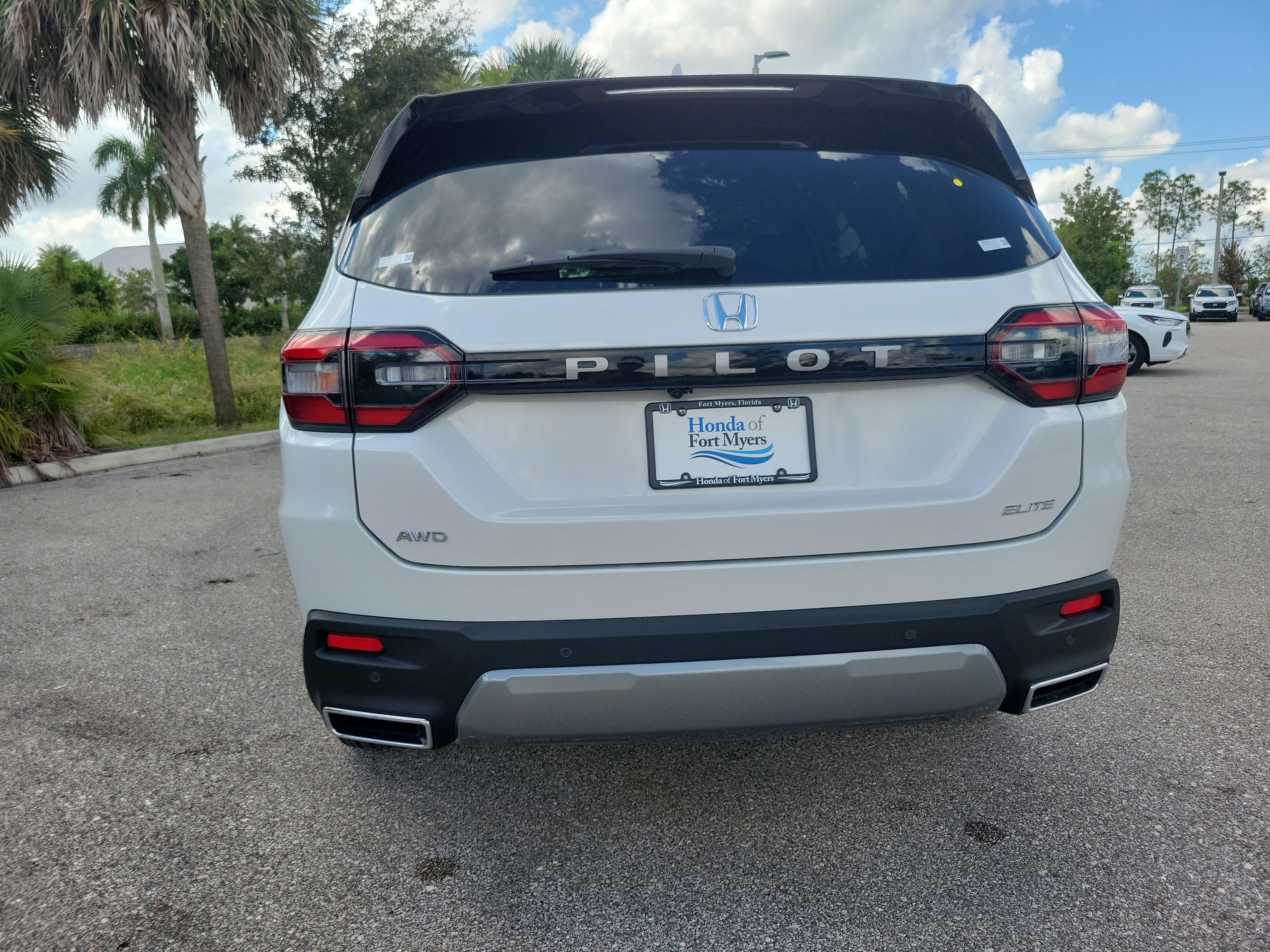 New 2026 Honda Pilot Elite image 5