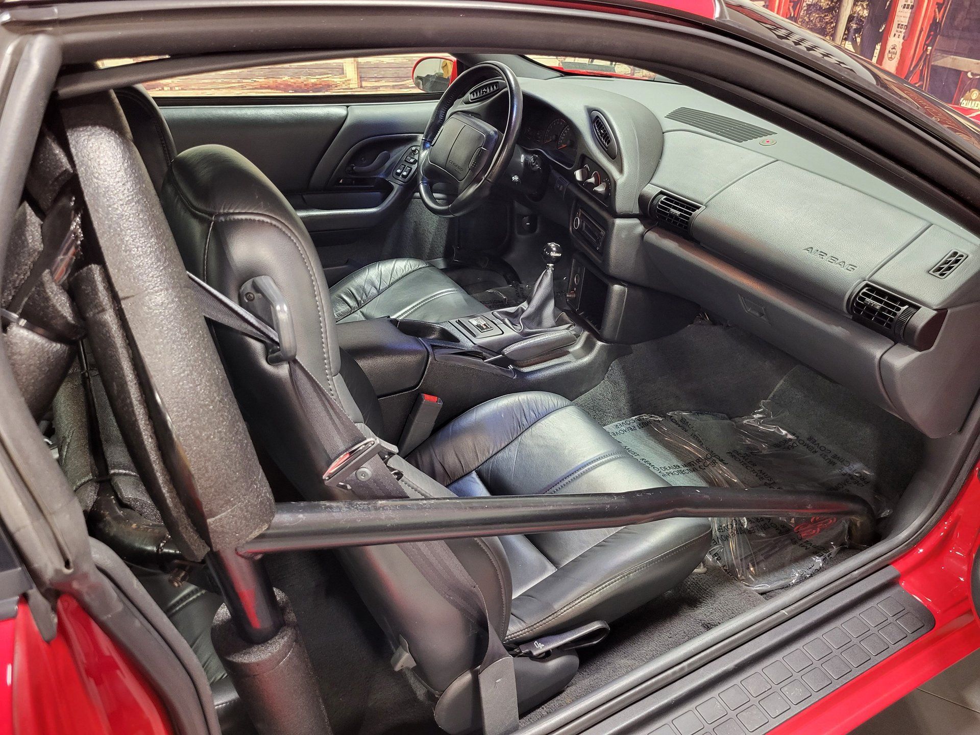 Used 1996 Chevrolet Camaro Z28 RWD image 18