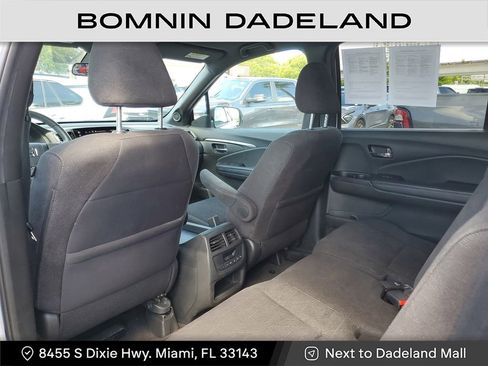 Used 2022 Honda Pilot Sport image 9