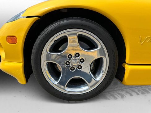 Used 2002 Dodge Viper RT/10 RWD image 24