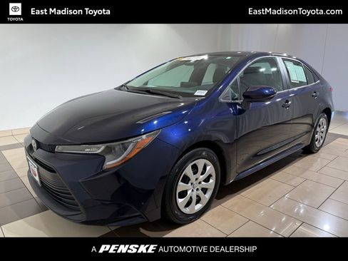 Certified 2024 Toyota Corolla LE image 1