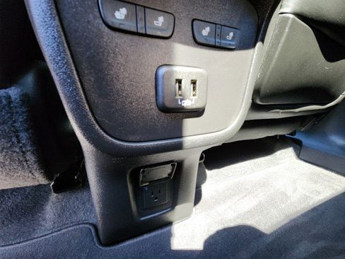 Used 2023 GMC Terrain Denali image 25