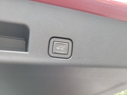 New 2026 GMC Acadia Elevation w/ Elevation Premium Package image 8