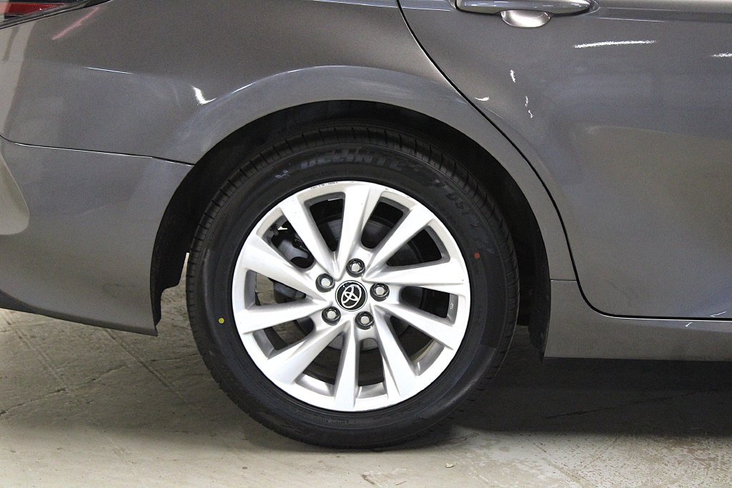 Used 2023 Toyota Camry LE FWD image 31