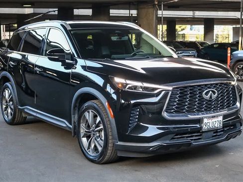 Used 2023 INFINITI QX60 Luxe w/ Cargo Package image 3