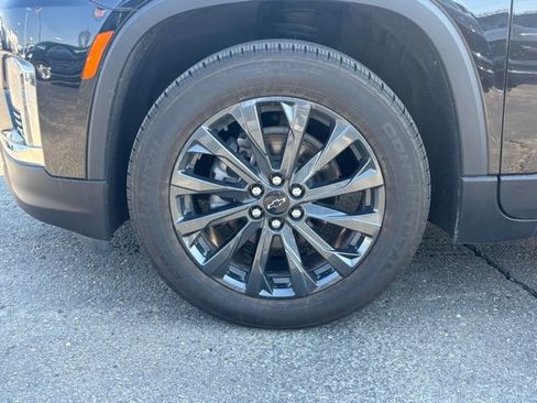 Used 2023 Chevrolet Traverse RS w/ LPO, Floor Liner Package FWD image 12