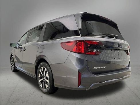 New 2026 Honda Odyssey EX-L image 3