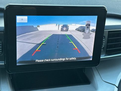 Used 2023 Ford Explorer XLT w/ Equipment Group 202A image 16