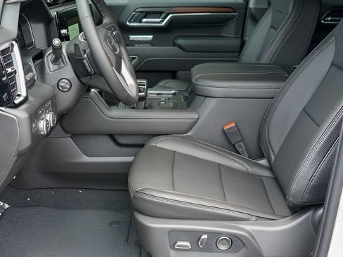 New 2026 GMC Sierra 1500 Denali w/ Denali Reserve Package AWD/4WD image 10